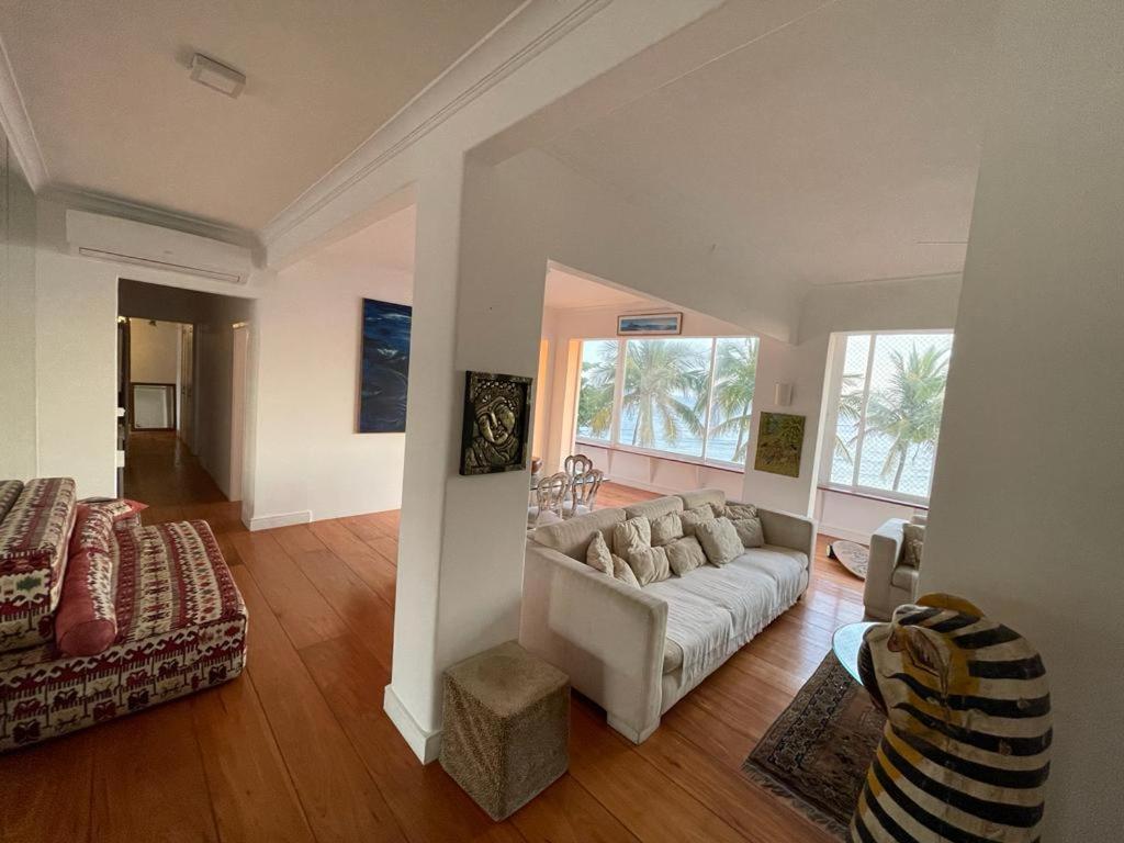 Apartamento Luxo Frente Mar Arpoardor